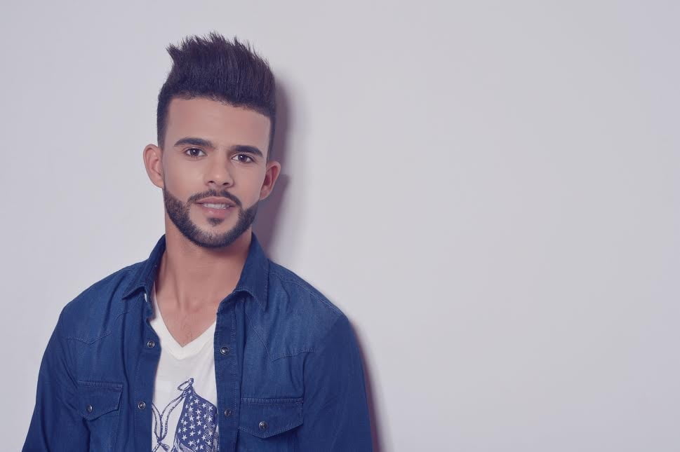 بالفيديو: محمد المساتي يطرح أول سينغل له بعنوان “Mon Amour”