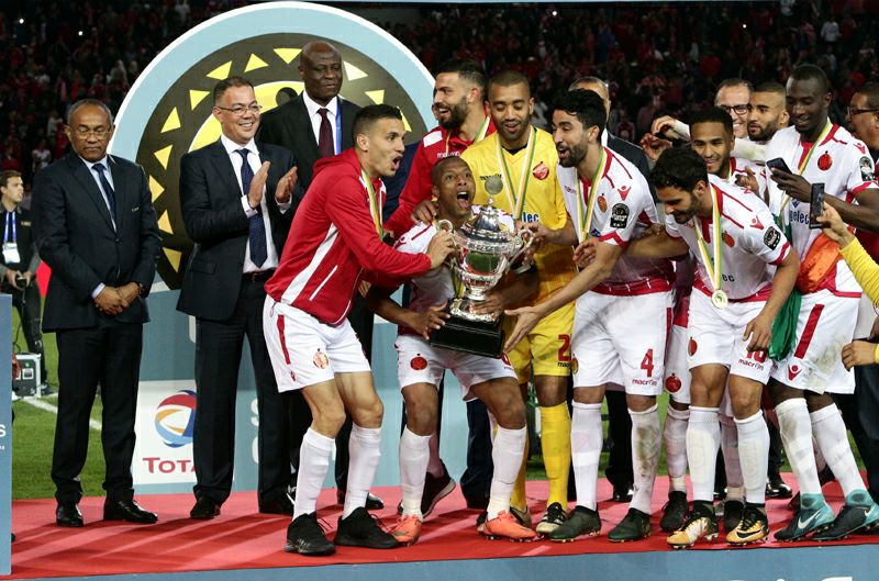 الوداد يفوز بالسوبر الافريقي و يزكي صحوة كرة القدم الوطنية