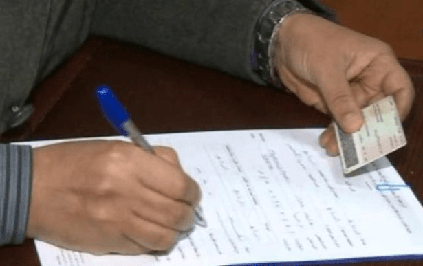 اللجان الإدارية تضع اللوائح الانتخابية بعد تعديلها رهن إشارة العموم