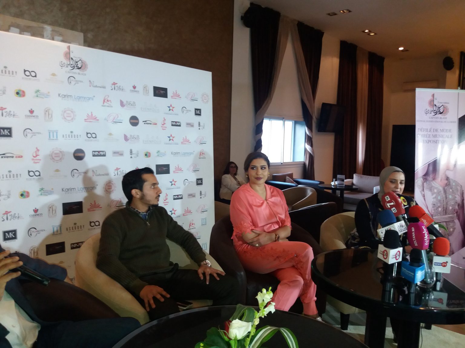 هدى سعد تعبر من طنجة عن تشبتها بالاغنية المغربية الأصيلة