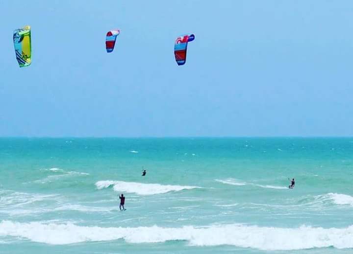 الداخلة: فوز أسترالي و فرنسي بالدورة 12من بطولة العالم للكايت سورف.