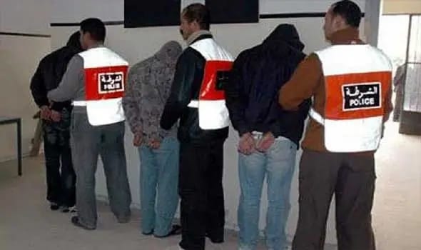 الأمن يحبط عملية فرار عامل بشركة كوزيمار بعد تورطه في عملية النصب على مبلغ مليار وأربع مائة مليون سنتيم.