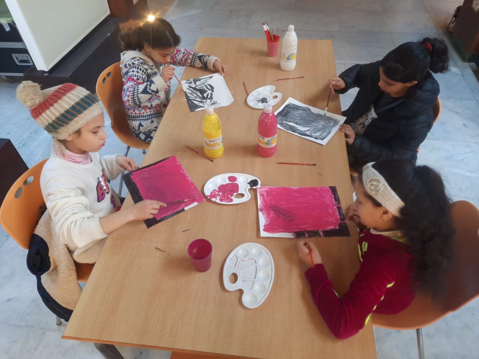 ” ثورة اللاوعي ” معرض فردي للفنان عبد الواحد نورة برواق باب فاس بسلا