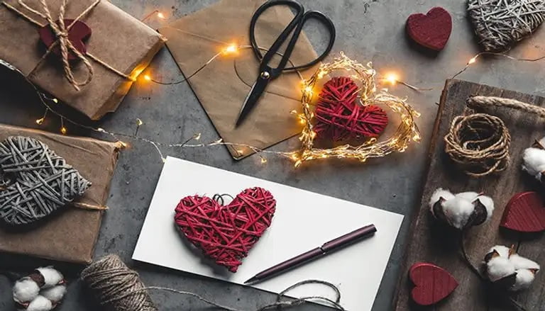 الحب بين الأمس واليوم.. أو حينما انتصر على المنتحلين لصفة حراس القيَّم والأخلاق