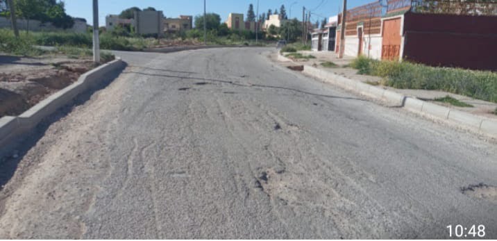 “تدهور حالة الطريق” باقليم سيدي بنور يثير استياء الساكنة والسائقين