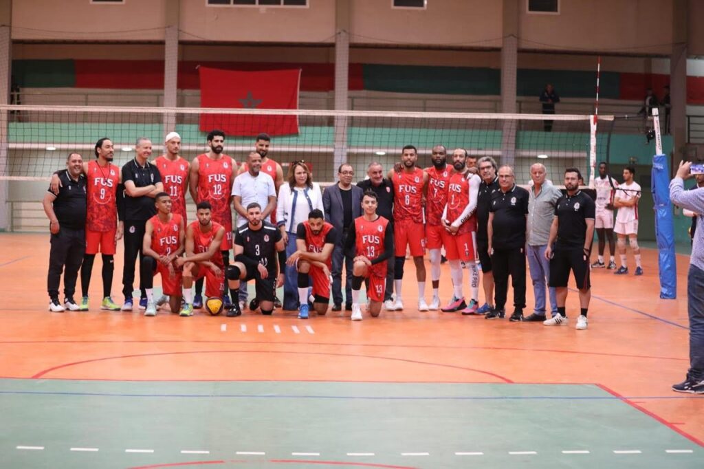 طائرة الفتح تتوج بلقب البطولة