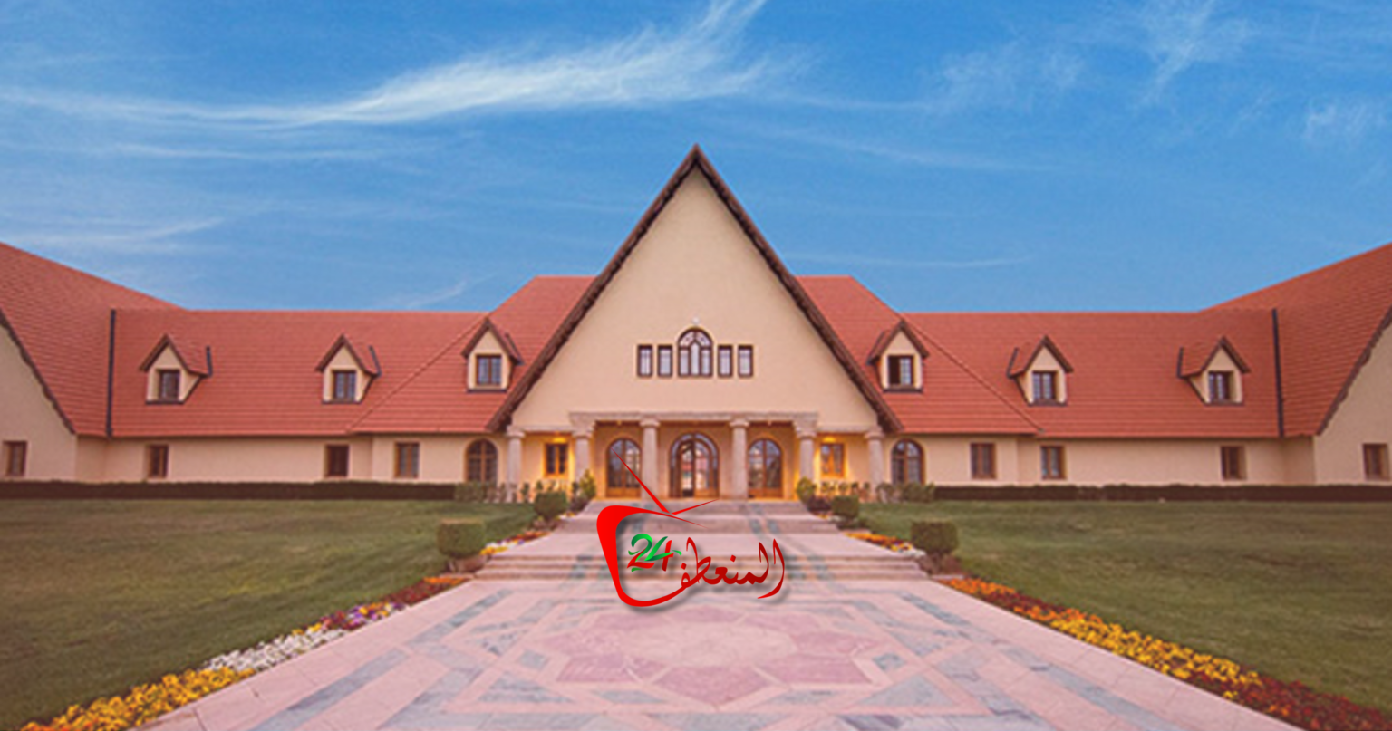 جامعة الأخوين بإفران تُنهي مهام أستاذ هندي بعد شكايات من طالبات