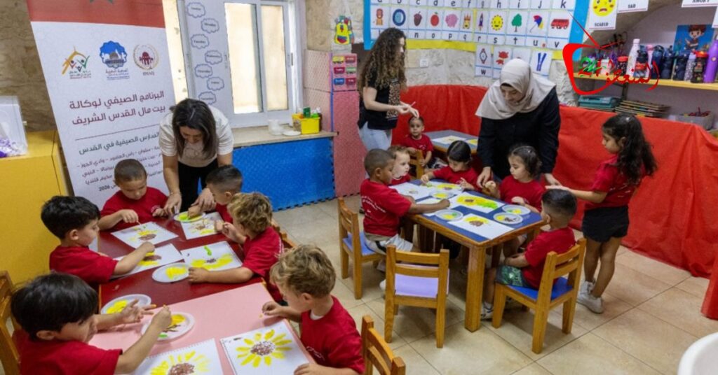 ورشات الرسم وقراءة القصص تستقطب الأطفال في المدرسة الصيفية لوكالة بيت مال القدس الشريف بجمعية سيدة البشارة بالبلدة القديمة